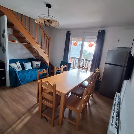Superbesse 8 Pers - Wifi - Piscine Besse-et-Saint-Anastaise